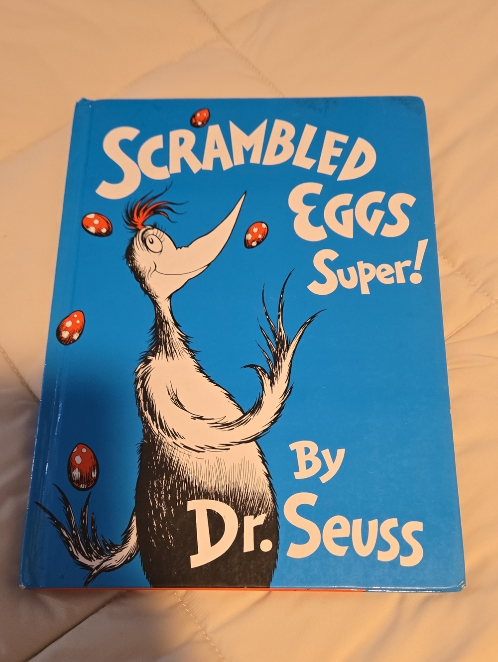 Dr. Seuss Scrambled Eggs Super! — Bright Blue Cover with White and Black Art